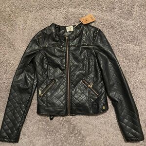 Elegant Black Quilted Leather Jacket